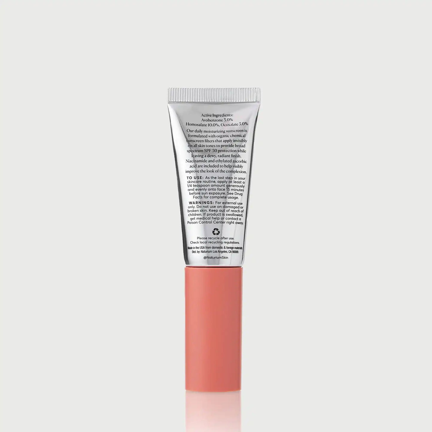 dew-glow-moisturizer-spf-50-travel-size-l9 NATR-10157_Dew-Glow-Moisturizer-SPF-50-Mini_back_capon_bonebkgd_d7cb9bbb-e294-42e2-8d5a-28c73c09b5b5.webp